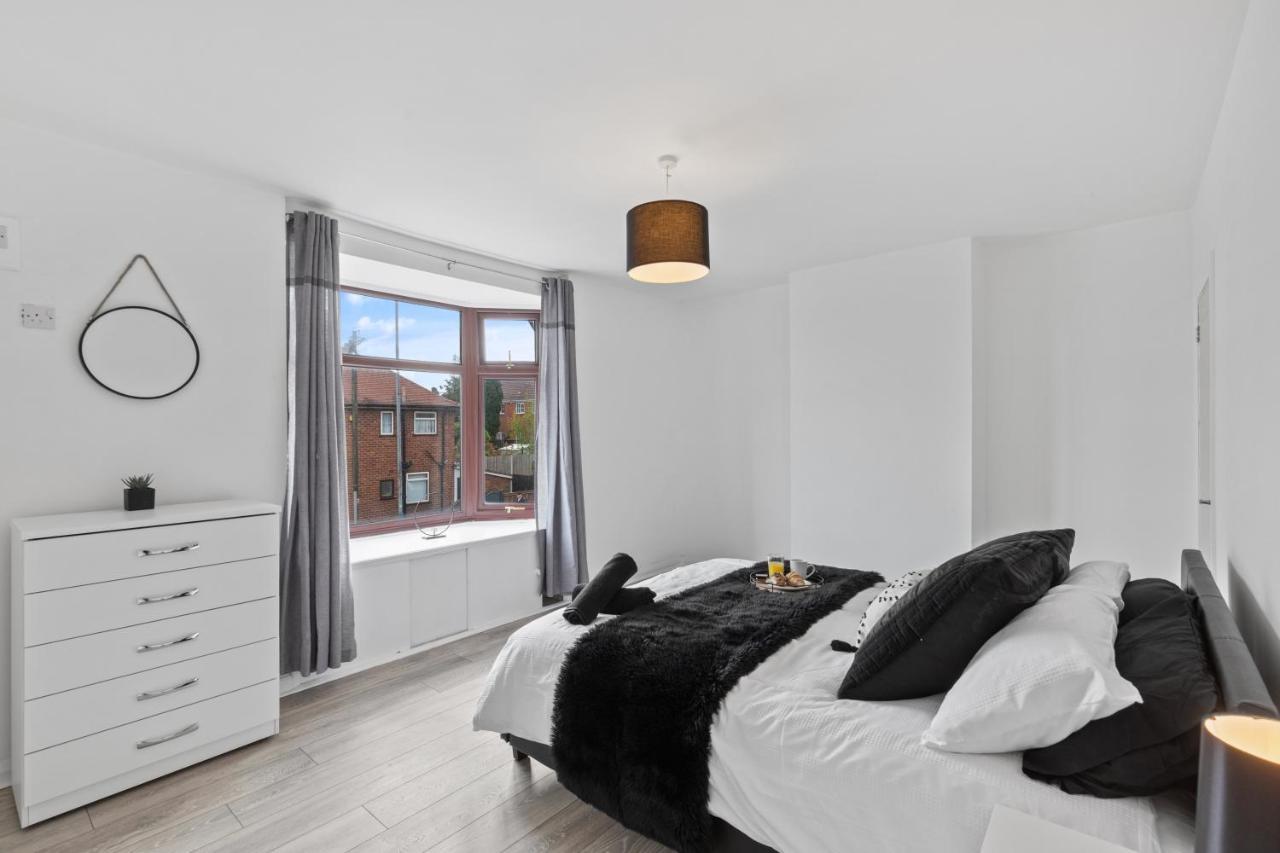 Nuneaton - Ideal 3 Bedroom, Wi-Fi Parking, Sleeps 6 - Jrr Stays Εξωτερικό φωτογραφία