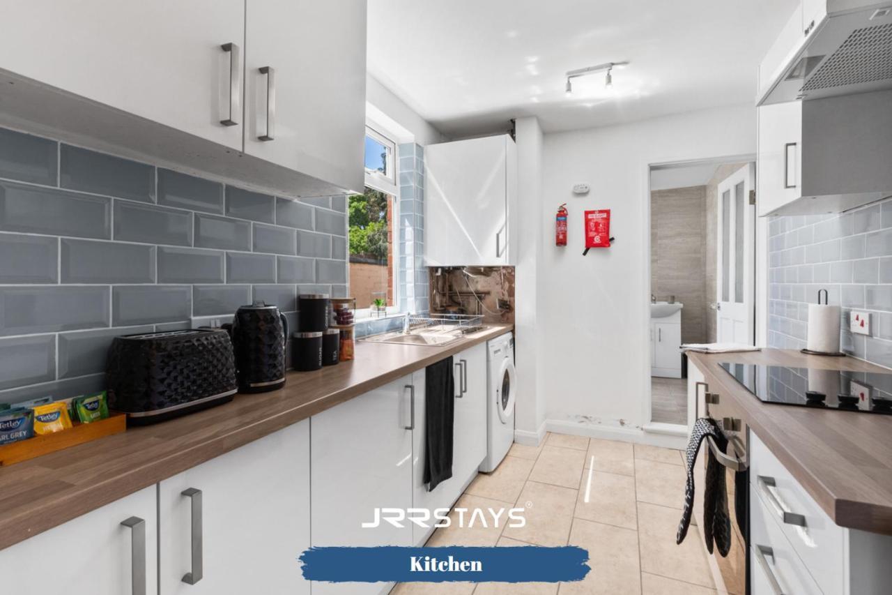 Nuneaton - Ideal 3 Bedroom, Wi-Fi Parking, Sleeps 6 - Jrr Stays Εξωτερικό φωτογραφία