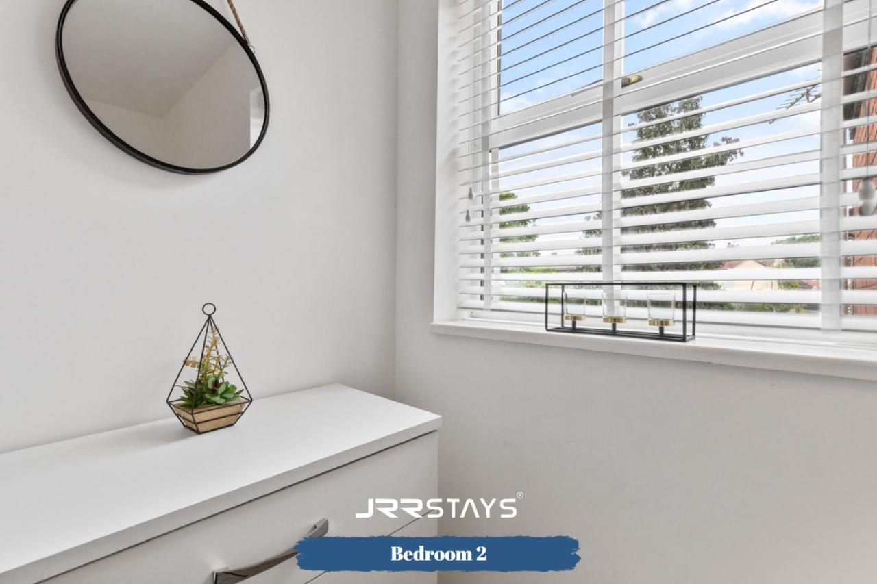 Nuneaton - Ideal 3 Bedroom, Wi-Fi Parking, Sleeps 6 - Jrr Stays Εξωτερικό φωτογραφία