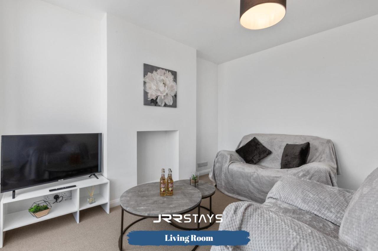 Nuneaton - Ideal 3 Bedroom, Wi-Fi Parking, Sleeps 6 - Jrr Stays Εξωτερικό φωτογραφία